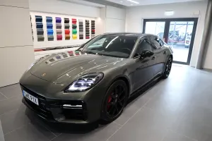 Porsche Panamera 2025